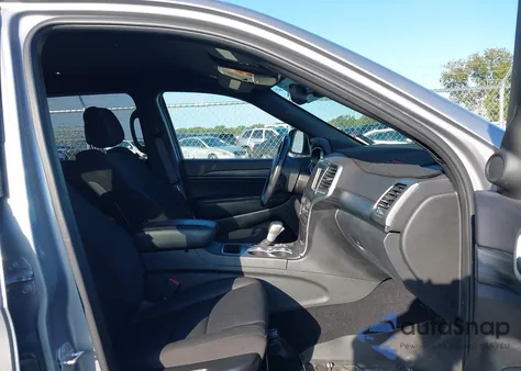 2021 Jeep Grand Cherokee Laredo E 4X2 z USA, uszkodzony, nr VIN 1C4RJEAG5MC798058